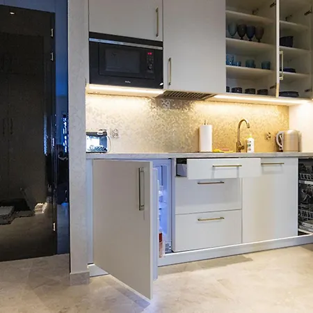 Wrzos W Perlowej Przystani * Sianożęty